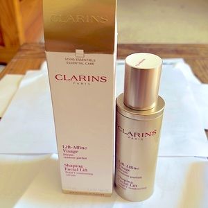 75ml, 2.4oz Clarins shaping facial lift. Big bottle with box